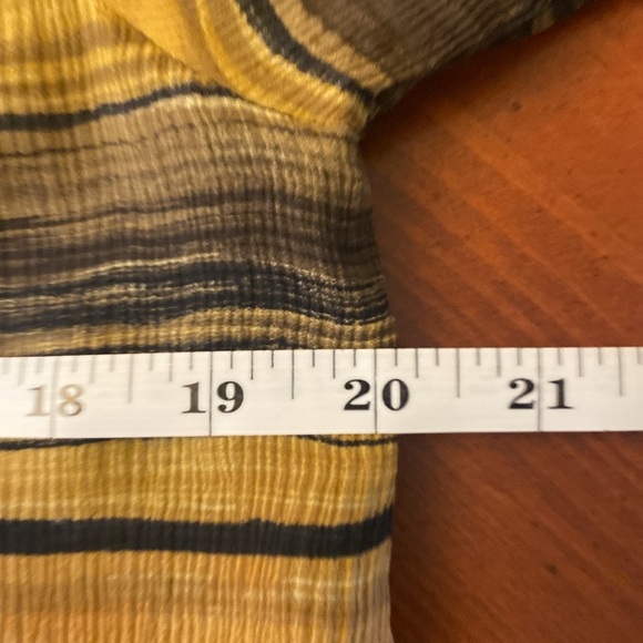 Anne Klein Medium Silk Blouse - Picture 6 of 8